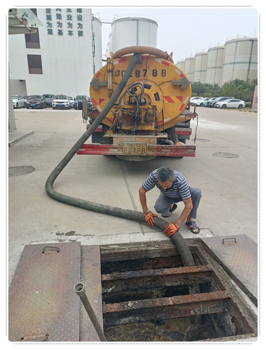 板芙镇隔油池清掏